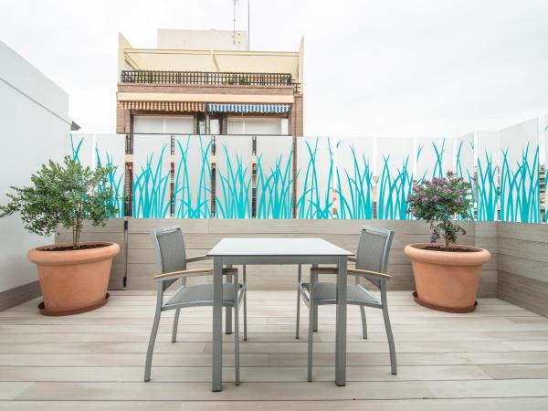 La Lonja : photo 9 de la chambre chambre double deluxe avec balcon