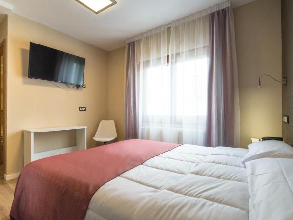 La Lonja : photo 3 de la chambre chambre double avec baignoire spa