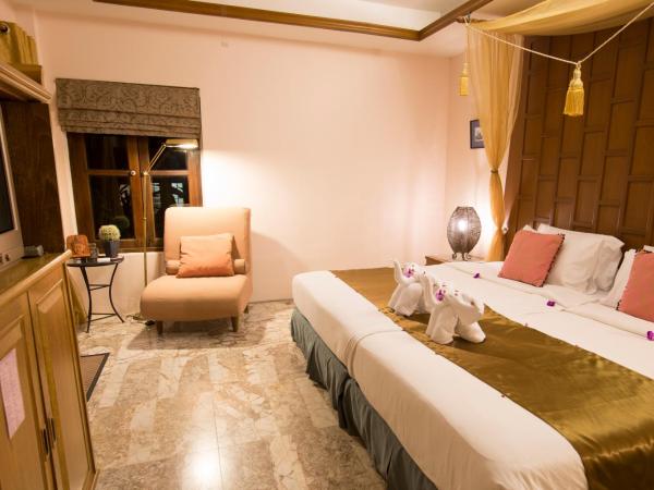 Koh Chang Cliff Beach Resort : photo 2 de la chambre chambre double ou lits jumeaux supérieure - vue sur jardin