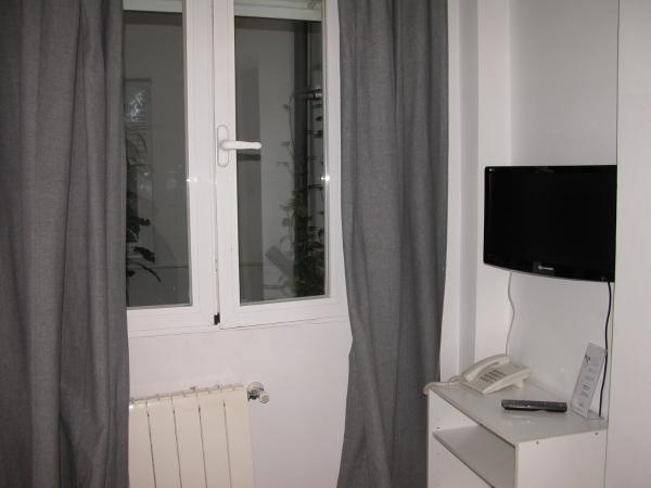 Hostal Goyal Pizarro : photo 4 de la chambre chambre simple avec salle de bains commune