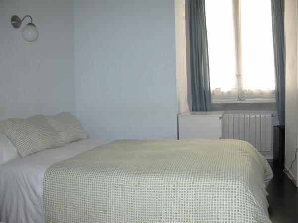 Hostal Goyal Pizarro : photo 6 de la chambre chambre double confort