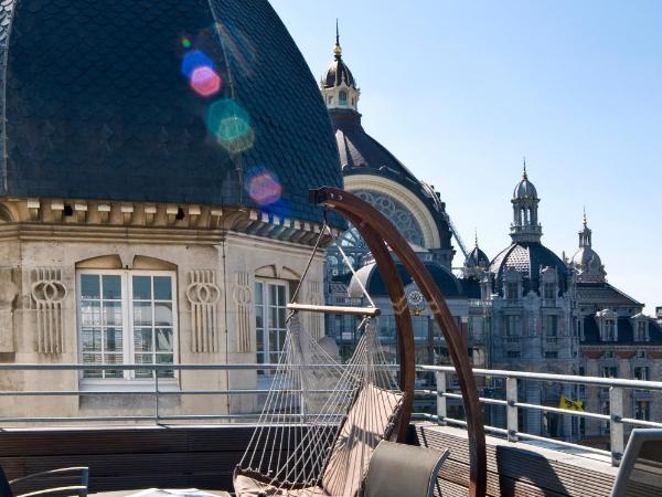 Park Inn by Radisson Antwerp City Centre : photo 6 de la chambre suite junior avec terrasse