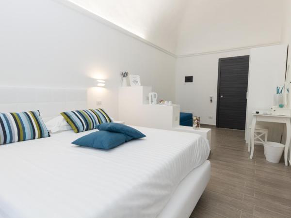 Etna Suite Group : photo 2 de la chambre chambre triple - vue sur jardin