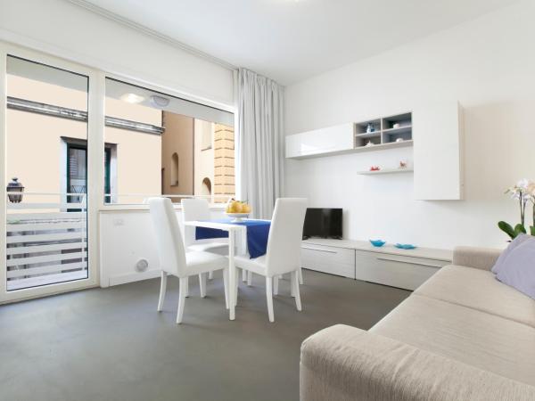Hotel Tasso Suites & Spa : photo 2 de la chambre appartement 1 chambre