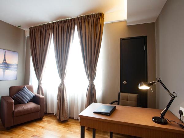 Millesime Hotel Johor Bahru : photo 2 de la chambre chambre lit king-size deluxe