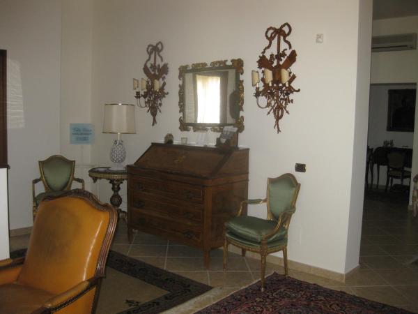 B&B Villa Lucia : photo 9 de la chambre chambre lit king-size