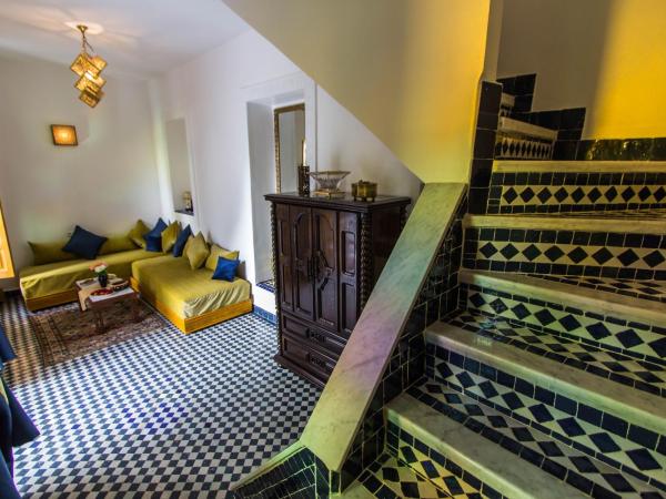 Riad Amor - Suite & Spa : photo 5 de la chambre suite saphire