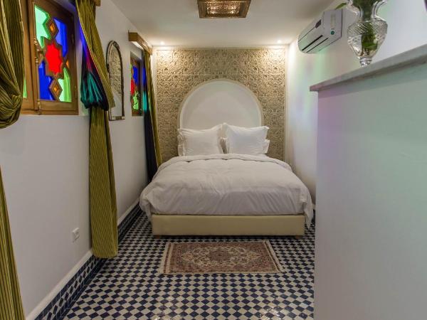 Riad Amor - Suite & Spa : photo 6 de la chambre suite saphire