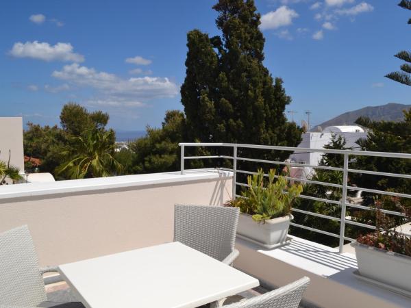 Atrium Villa : photo 10 de la chambre suite junior avec balcon