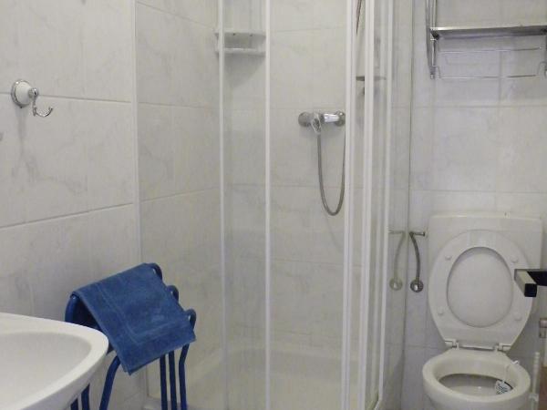 Penzion U Štoly Jáchymov : photo 3 de la chambre chambre double Économique