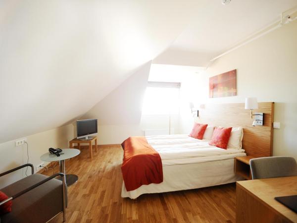 City Living Schøller Hotel : photo 3 de la chambre chambre double ou lits jumeaux