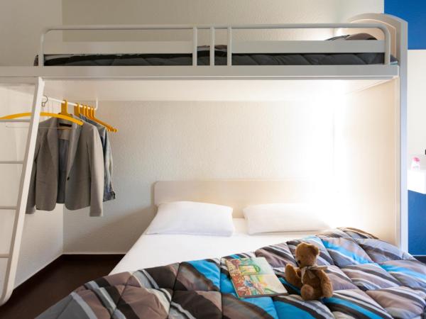 hotelF1 Besancon Ouest Micropolis : photo 2 de la chambre chambre triple