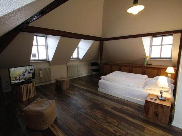 Hotel Roses : photo 5 de la chambre suite