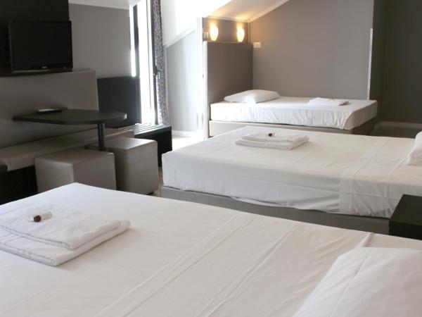New Generation Hostel Milan Center Navigli : photo 6 de la chambre chambre triple standard