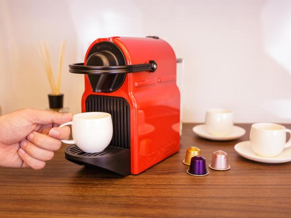 360 Apartment Hotel Frankfurt : photo 3 de la chambre appartement lily avec cuisine