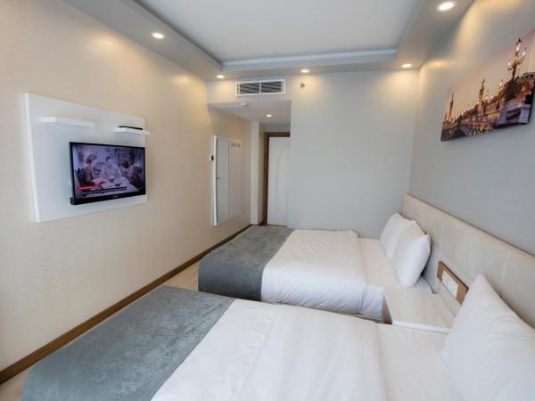 Royal İnci Hotel : photo 3 de la chambre chambre familiale deluxe