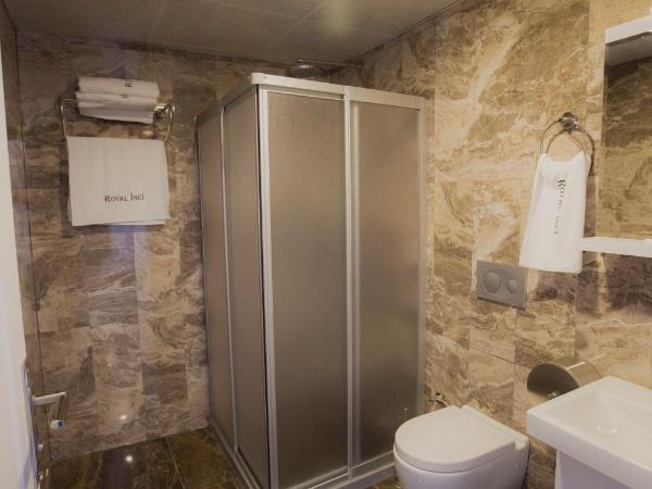 Royal İnci Hotel : photo 6 de la chambre suite royale avec balcon