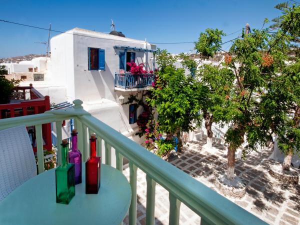 Fraskoula's Town : photo 5 de la chambre chambre triple (3 adultes)