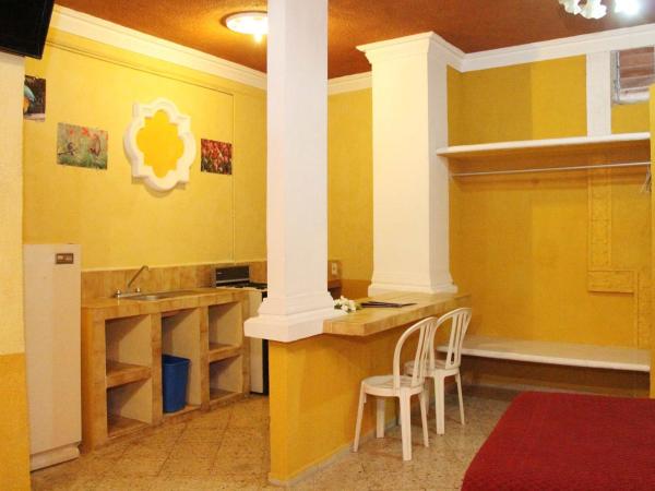 Hotel Suites Elia Noemi : photo 3 de la chambre suite junior deluxe