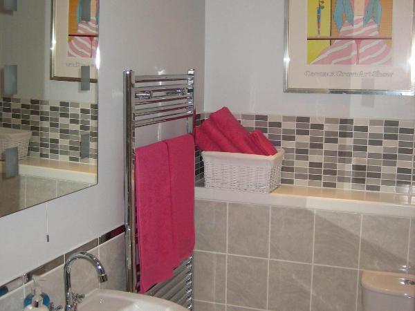 22 Chester Street : photo 6 de la chambre chambre double avec salle de bains privative