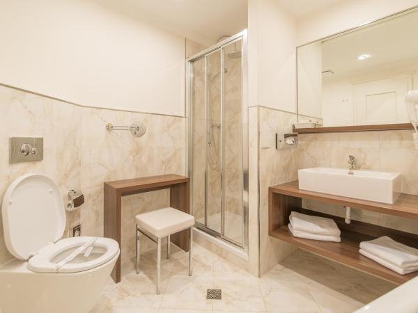 Hotel Embassy : photo 2 de la chambre chambre double deluxe