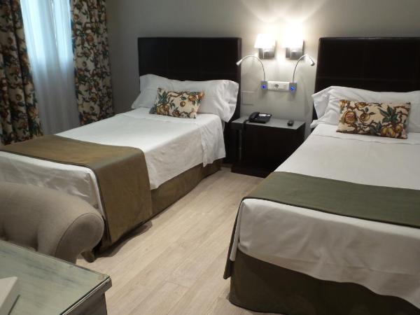 Hotel Moderno Puerta del Sol : photo 3 de la chambre chambre lits jumeaux