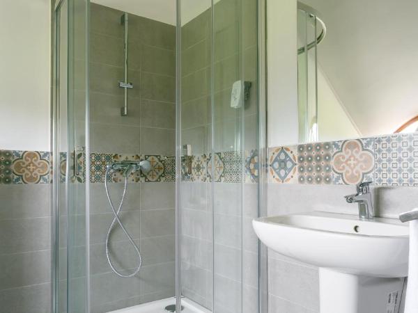 Figula Vendégház : photo 4 de la chambre chambre double moderne