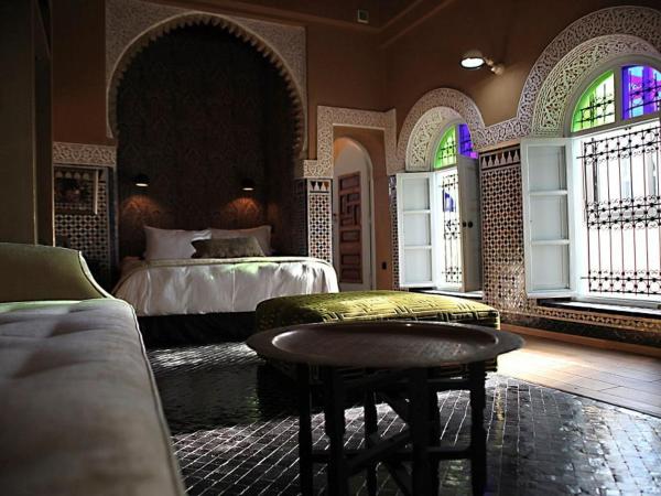 L'Alcazar : photo 1 de la chambre suite royale l'alcazar 