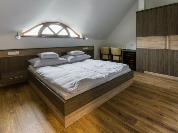 Figula Vendégház : photo 1 de la chambre chambre double moderne