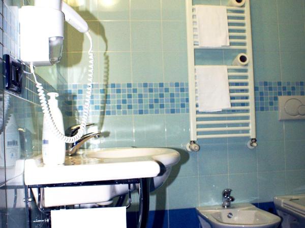 Eco Art Hotel Statuto : photo 3 de la chambre chambre lits jumeaux