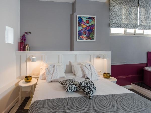 Elia Portou Due : photo 2 de la chambre chambre classique avec jacuzzi