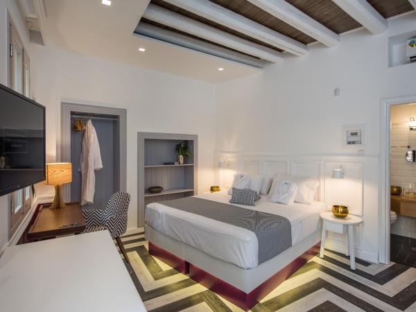 Elia Portou Due : photo 10 de la chambre chambre classique avec jacuzzi