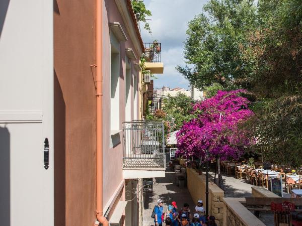 Elia Portou Due : photo 5 de la chambre suite 2 chambres avec balcon