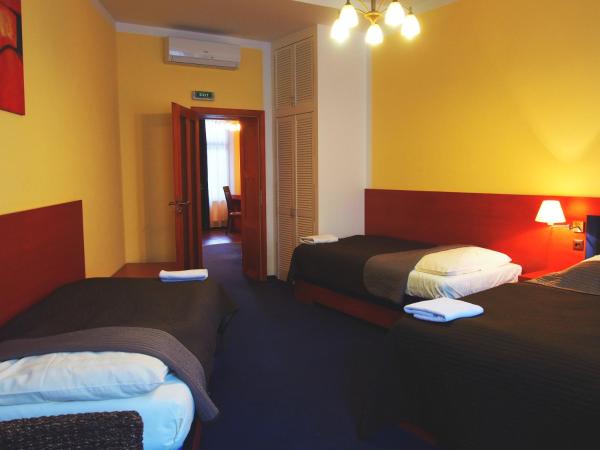 Hotel Arte : photo 2 de la chambre chambre quadruple standard
