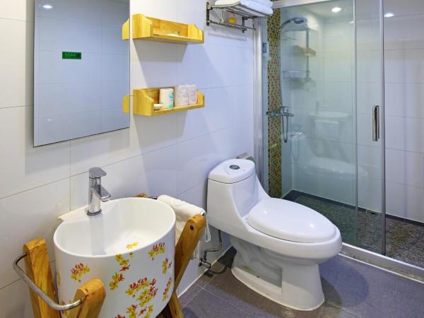 LN Whitehouse Hotel : photo 4 de la chambre chambre affaires lits jumeaux