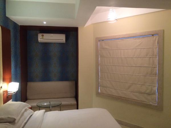 Aura hotel : photo 1 de la chambre chambre familiale