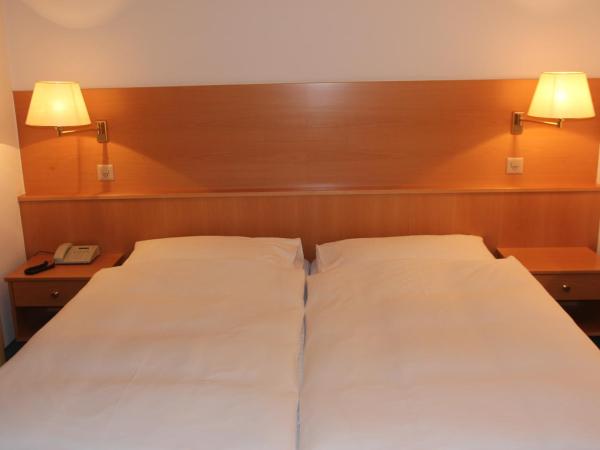 Hotel Metropol & Spa Zermatt : photo 2 de la chambre chambre lits jumeaux Économique
