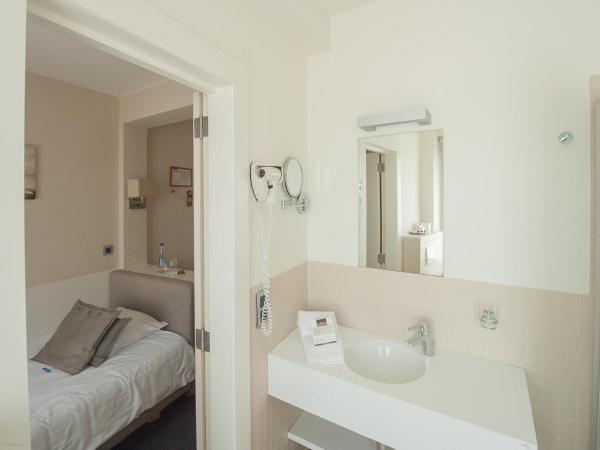 Hotel du Bassin : photo 3 de la chambre chambre simple