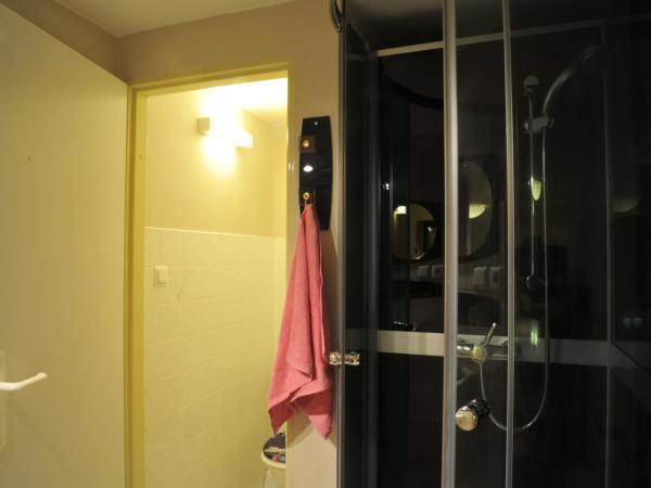 Penzion Libertas Mariánské Lázně : photo 7 de la chambre suite junior avec terrasse