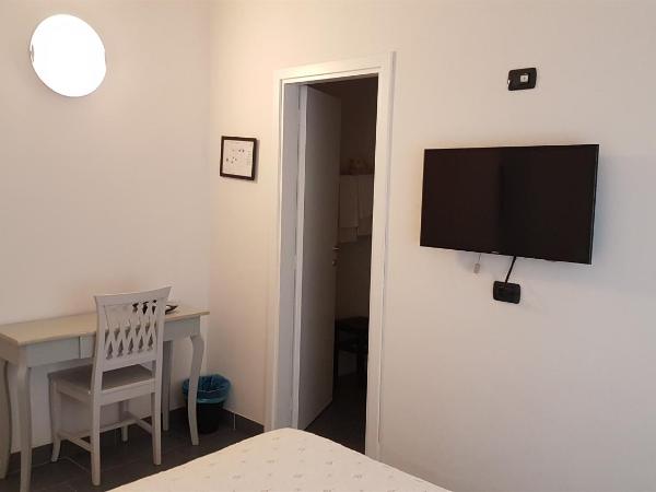 Palazzo Lombardo : photo 9 de la chambre chambre double ou lits jumeaux classique - annexe