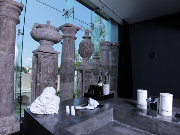 Demetria Hotel : photo 8 de la chambre suite urbaine avec baignoire