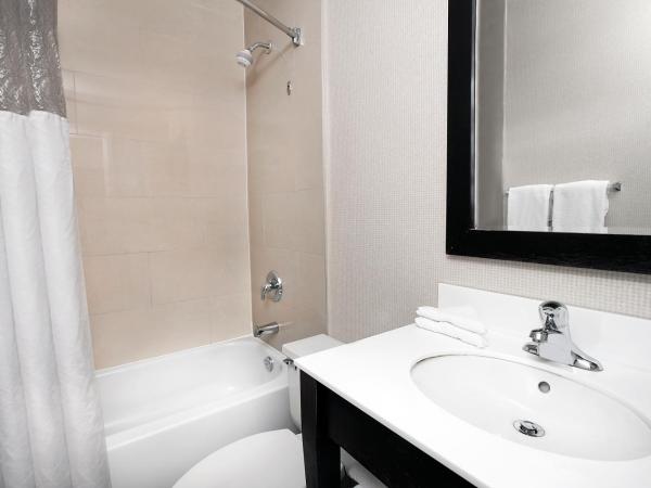 Skyline Hotel & Waterpark : photo 2 de la chambre hébergement traditionnel avec 2 lits queen-size - hébergement uniquement