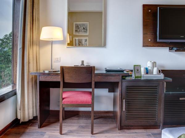 Amber Inn by Orion Hotels : photo 10 de la chambre chambre deluxe double ou lits jumeaux