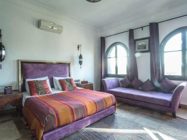 Villa amira et spa : photo 1 de la chambre chambre familiale avec balcon
