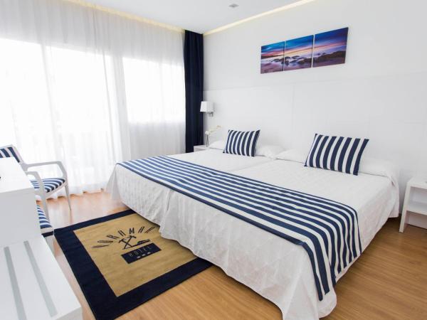 Hotel Voramar : photo 5 de la chambre chambre double ou lits jumeaux supérieure