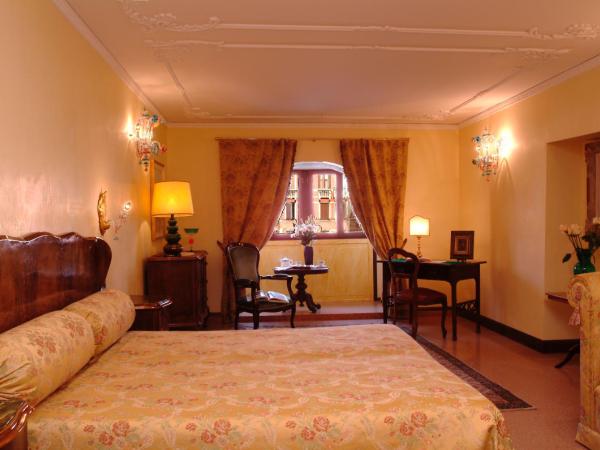 Residenza d'Epoca San Cassiano : photo 6 de la chambre chambre double deluxe - vue sur grand canal