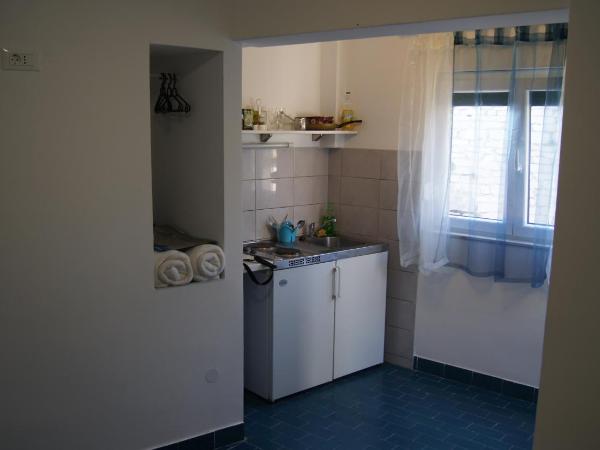 Micro Rooms : photo 1 de la chambre petite chambre double