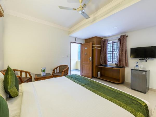 Treebo Akshaya Lalbagh Inn : photo 7 de la chambre [sanitized] standard  double room