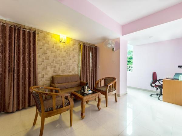 Treebo Akshaya Lalbagh Inn : photo 6 de la chambre [sanitized] deluxe double room