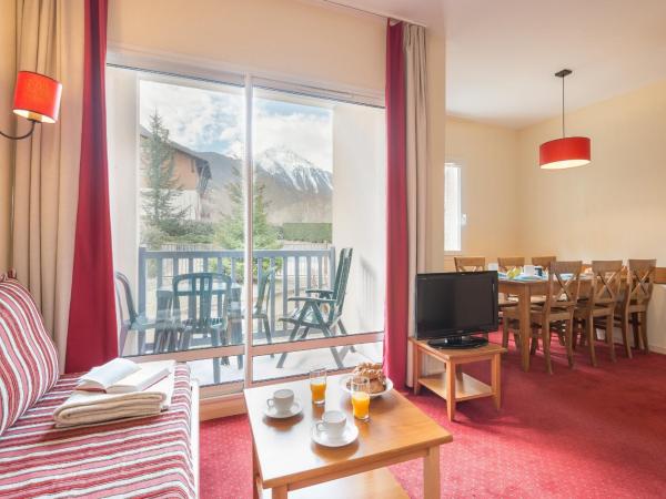 Résidence Pierre & Vacances Les Rives de l'Aure : photo 3 de la chambre appartement 1 chambre avec alcôve (6 personnes) 